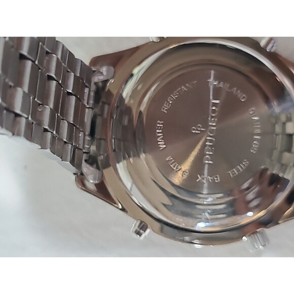 Peugeot Mens Two Toned Watch analog digital needs battery - Picture 11 of 13